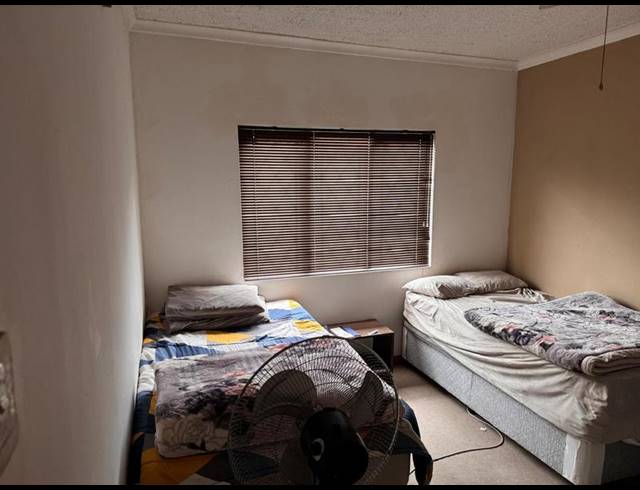 3 BEDROOM APARTMENT FOR SALE IN ESCOMBE